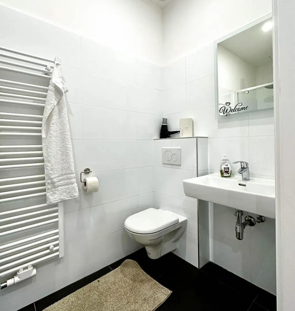 Stylish Central 2 Bedroom Apartment Vienna 0*,  Austria