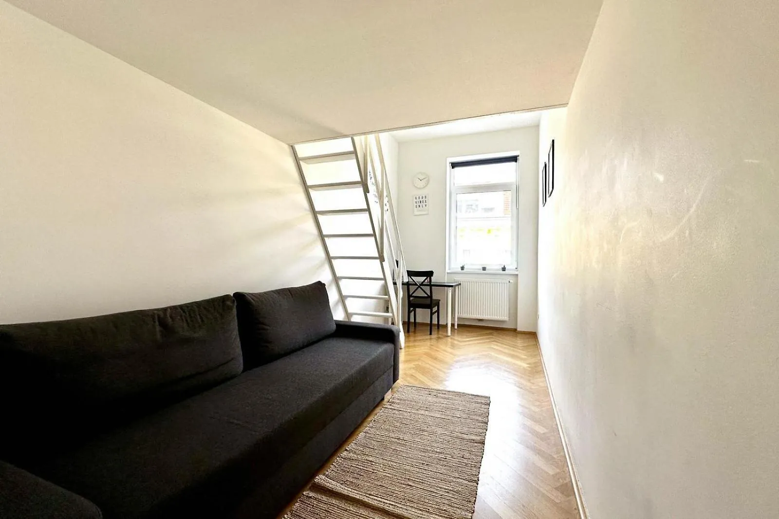 Stylish Central 2 Bedroom Apartment Βιέννη