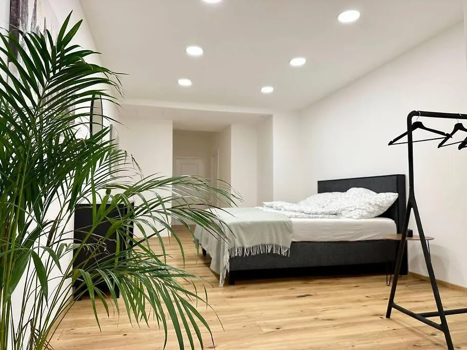 Stylish Central 2 Bedroom Apartment Βιέννη