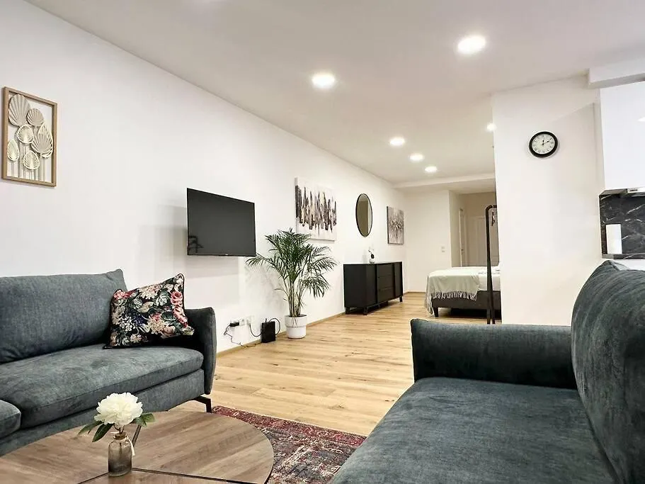 Stylish Central 2 Bedroom Apartment Βιέννη 0*,  Αυστρία
