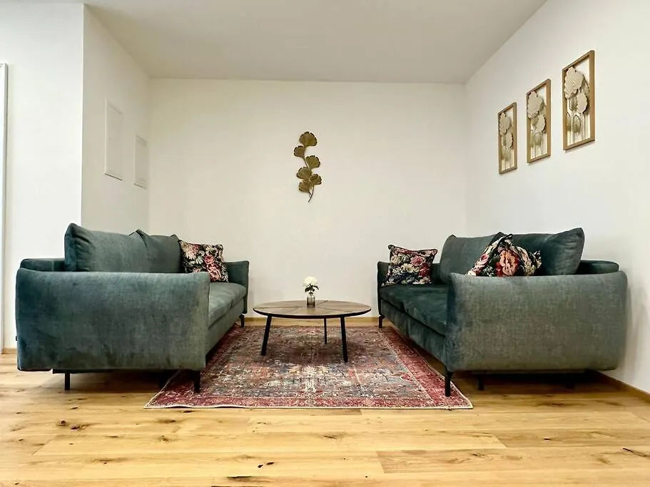 Stylish Central 2 Bedroom Apartment Βιέννη
